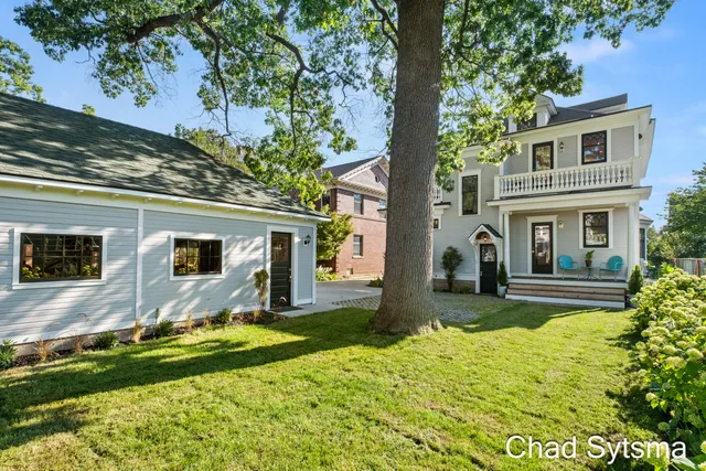 $930,000 | 643 Madison Avenue Southeast, Grand Rapids, MI 49503