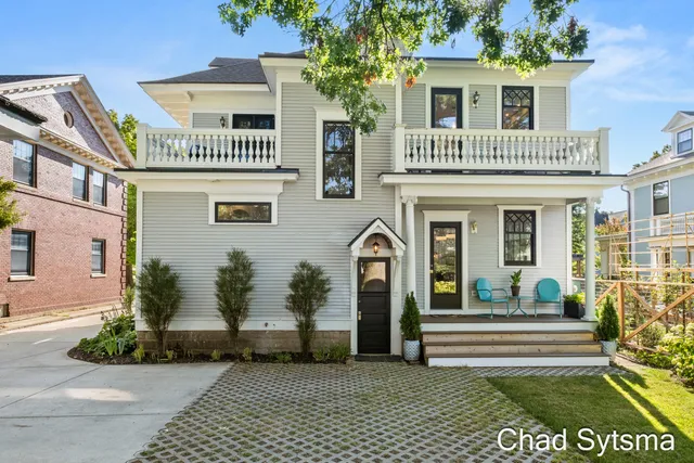 $930,000 | 643 Madison Avenue Southeast, Grand Rapids, MI 49503