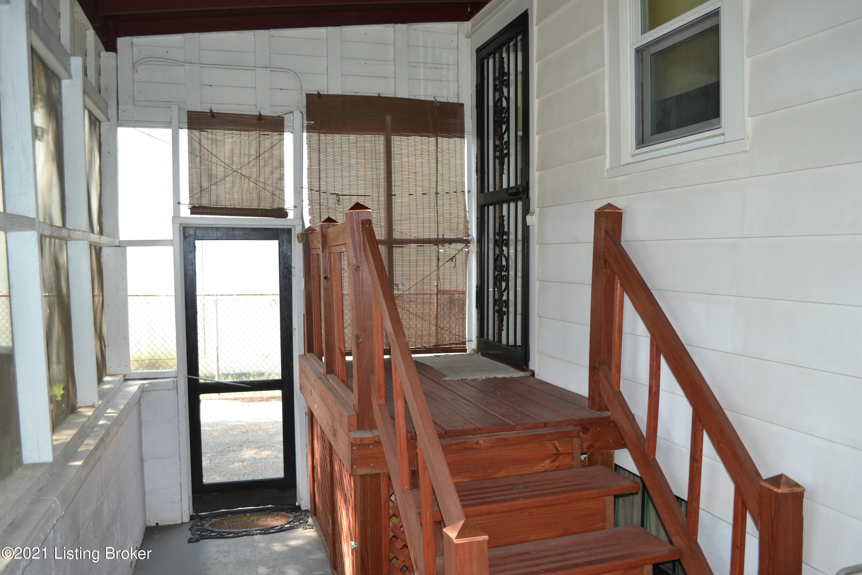1516 Poplar Level Road Louisville, KY 40217 - Photo 30 of 36 DSC_0032