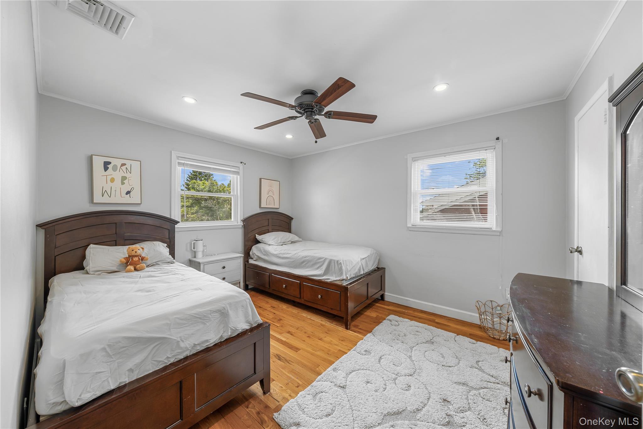 16 Cumberland Road Jericho, NY 11753 - Photo 19 of 44