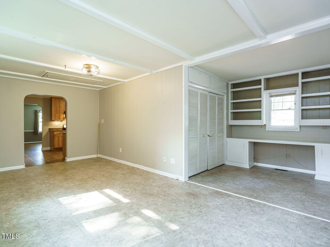 1505 Sedwick Road Durham, NC 27713 - Photo 18 of 30 018-1280x960-family-room