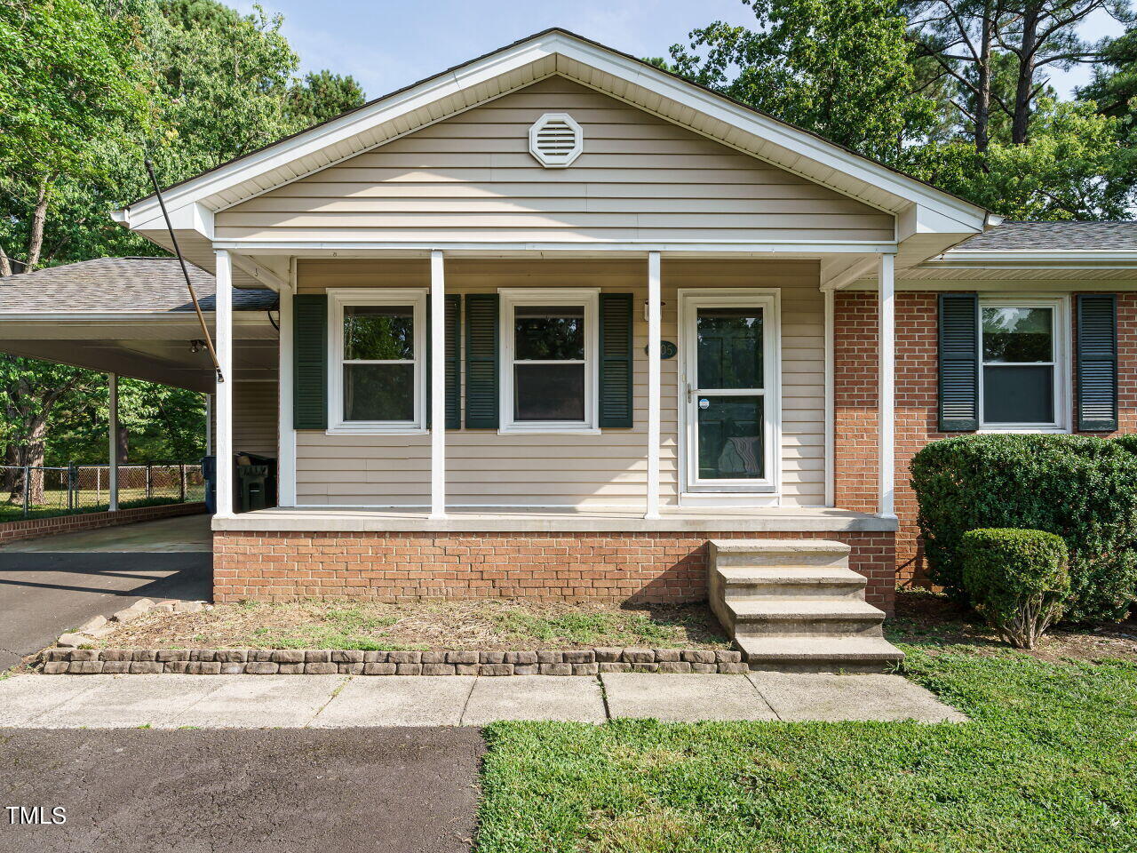 1505 Sedwick Road Durham, NC 27713 - Photo 4 of 30 004-1280x960-front-porch
