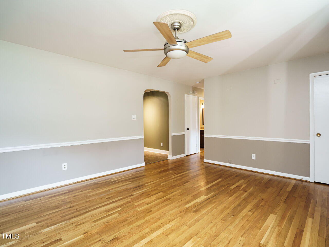 1505 Sedwick Road Durham, NC 27713 - Photo 7 of 30 007-1280x960-living-room