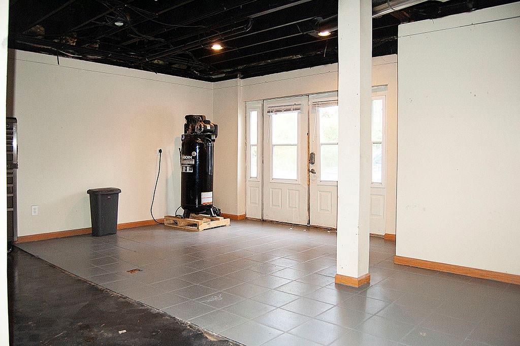 13911 West Mt Healthy Road Columbus, IN 47201 - Photo 22 of 35 Gallery Image 22
