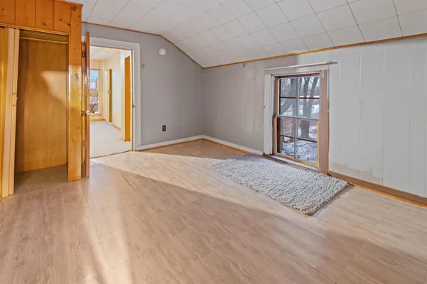 $89,900 | 300 4th Avenue, Menominee, MI 49858