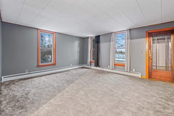 $89,900 | 300 4th Avenue, Menominee, MI 49858