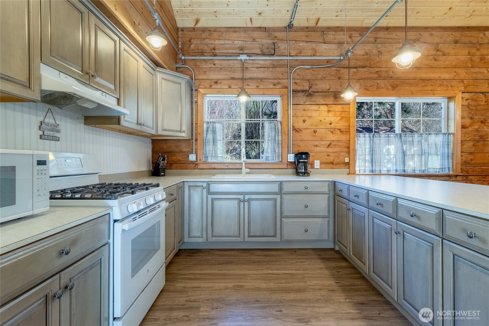 4886 Biscuit Ridge Road Waitsburg, WA 99361 - Photo 12 of 31