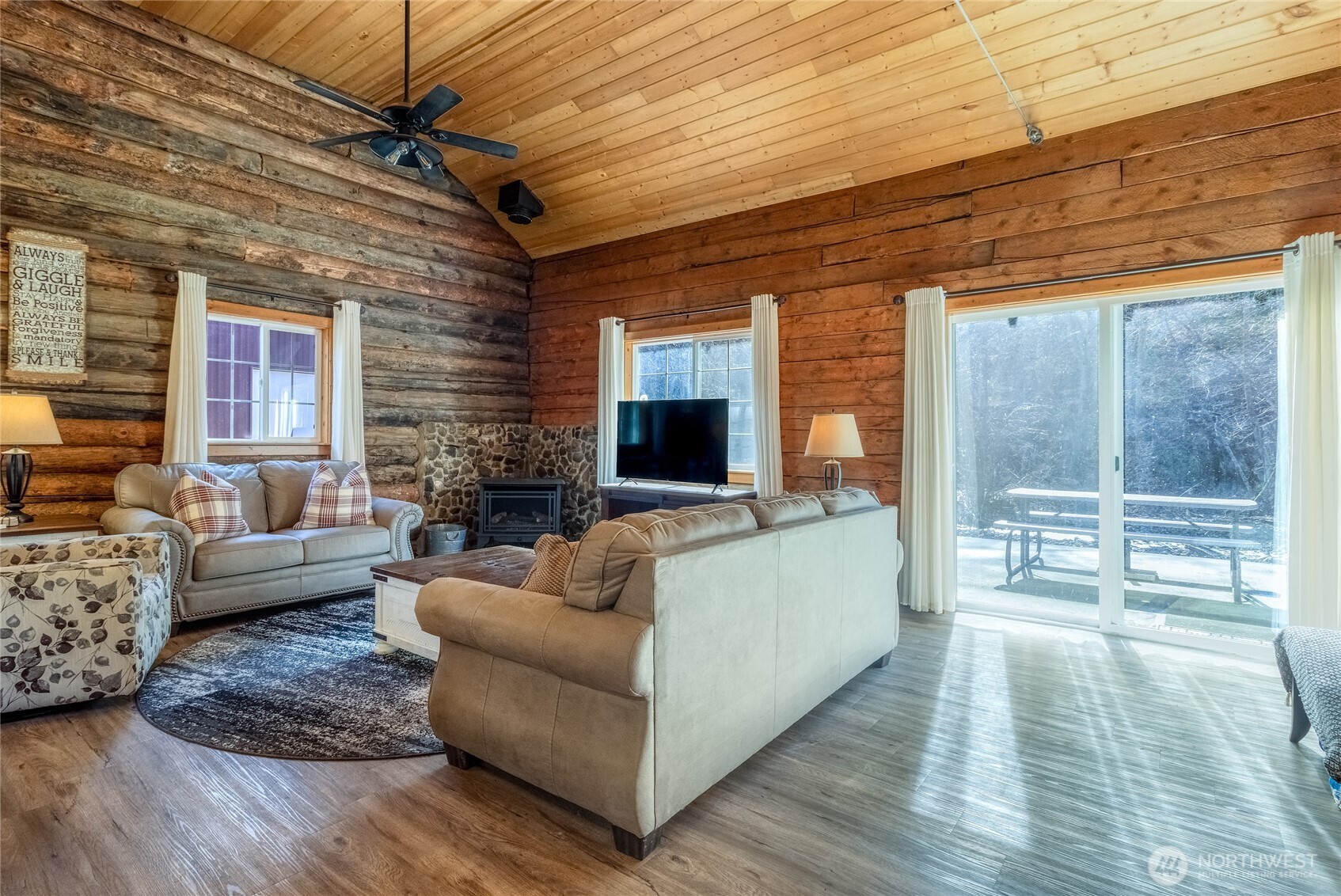 4886 Biscuit Ridge Road Waitsburg, WA 99361 - Photo 16 of 31