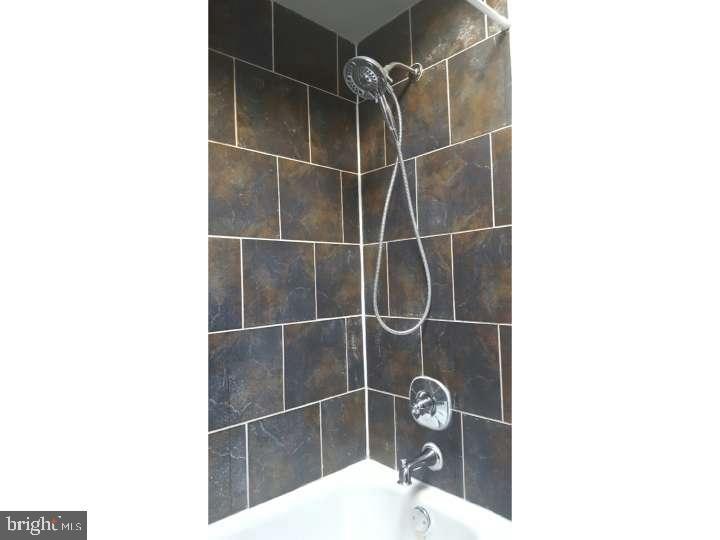 1348 Pennington Road Philadelphia, PA 19151 - Photo 8 of 13 2nd Floor Bath