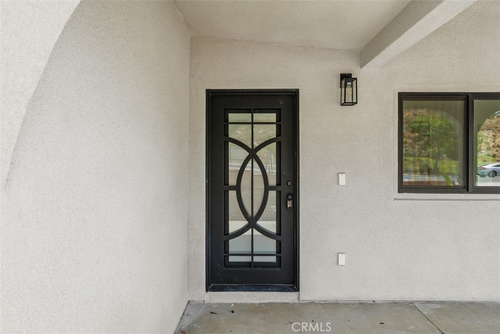 4465 Gilchrist Drive Riverside, CA 92505 - Photo 3 of 28