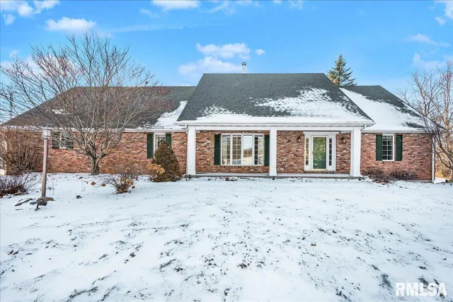 $719,000 | 17215 Mangold Road, Edelstein, IL 61526