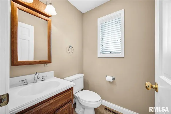 $675,000 | 17215 Mangold Road, Edelstein, IL 61526