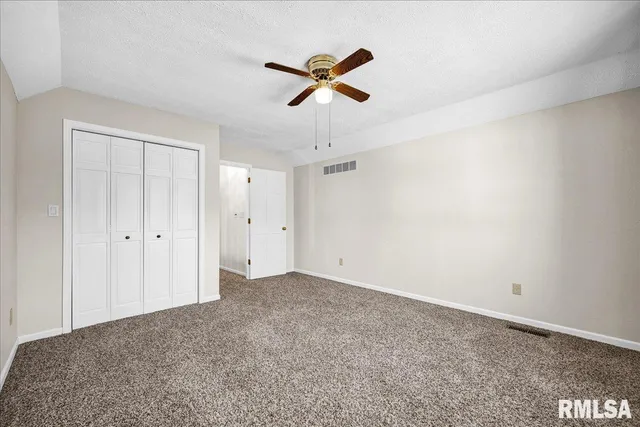 $719,000 | 17215 Mangold Road, Edelstein, IL 61526