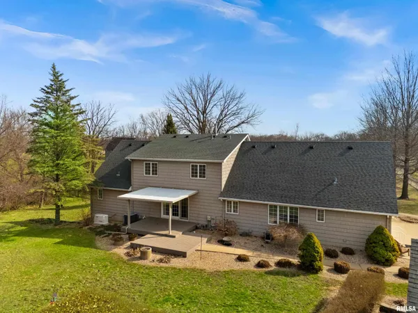 $649,900 | 17215 Mangold Road, Edelstein, IL 61526