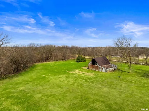 $660,000 | 17215 Mangold Road, Edelstein, IL 61526
