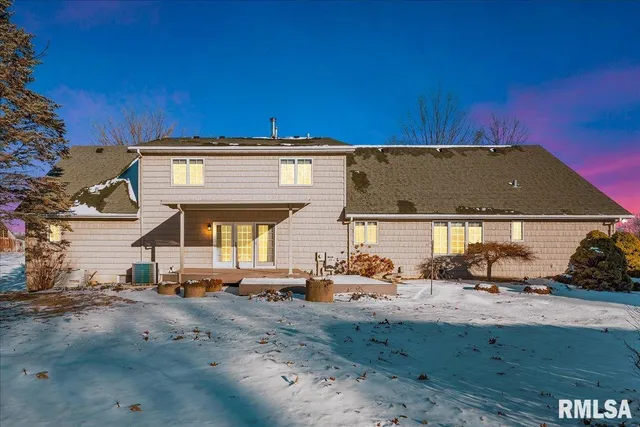$719,000 | 17215 Mangold Road, Edelstein, IL 61526