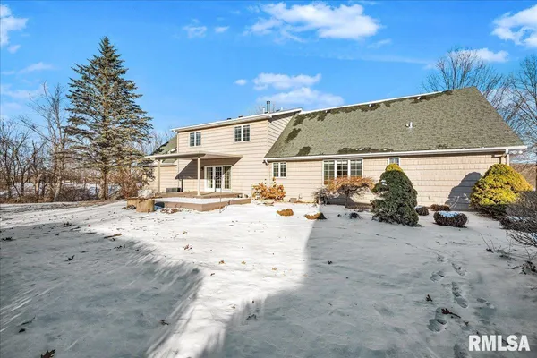 $675,000 | 17215 Mangold Road, Edelstein, IL 61526