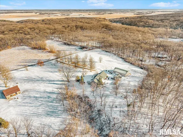 $675,000 | 17215 Mangold Road, Edelstein, IL 61526