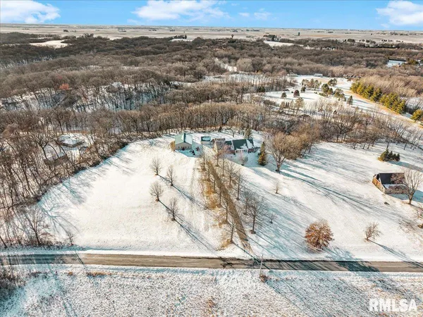 $675,000 | 17215 Mangold Road, Edelstein, IL 61526