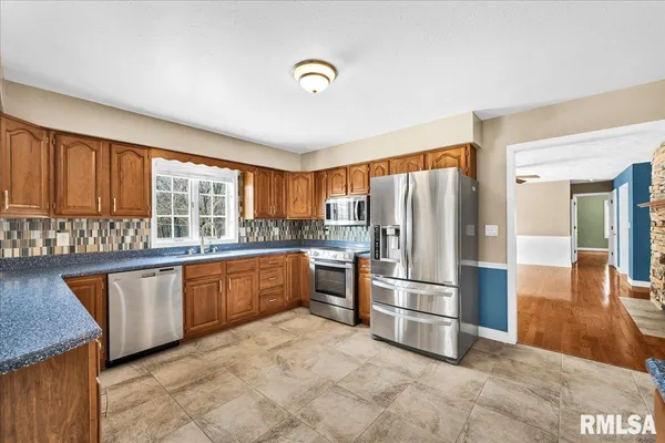 $649,900 | 17215 Mangold Road, Edelstein, IL 61526