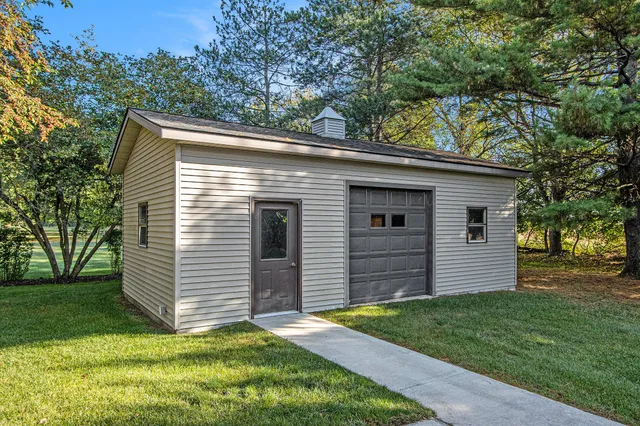 $540,000 | 1218 Constitution Street, Sturgis, MI 49091