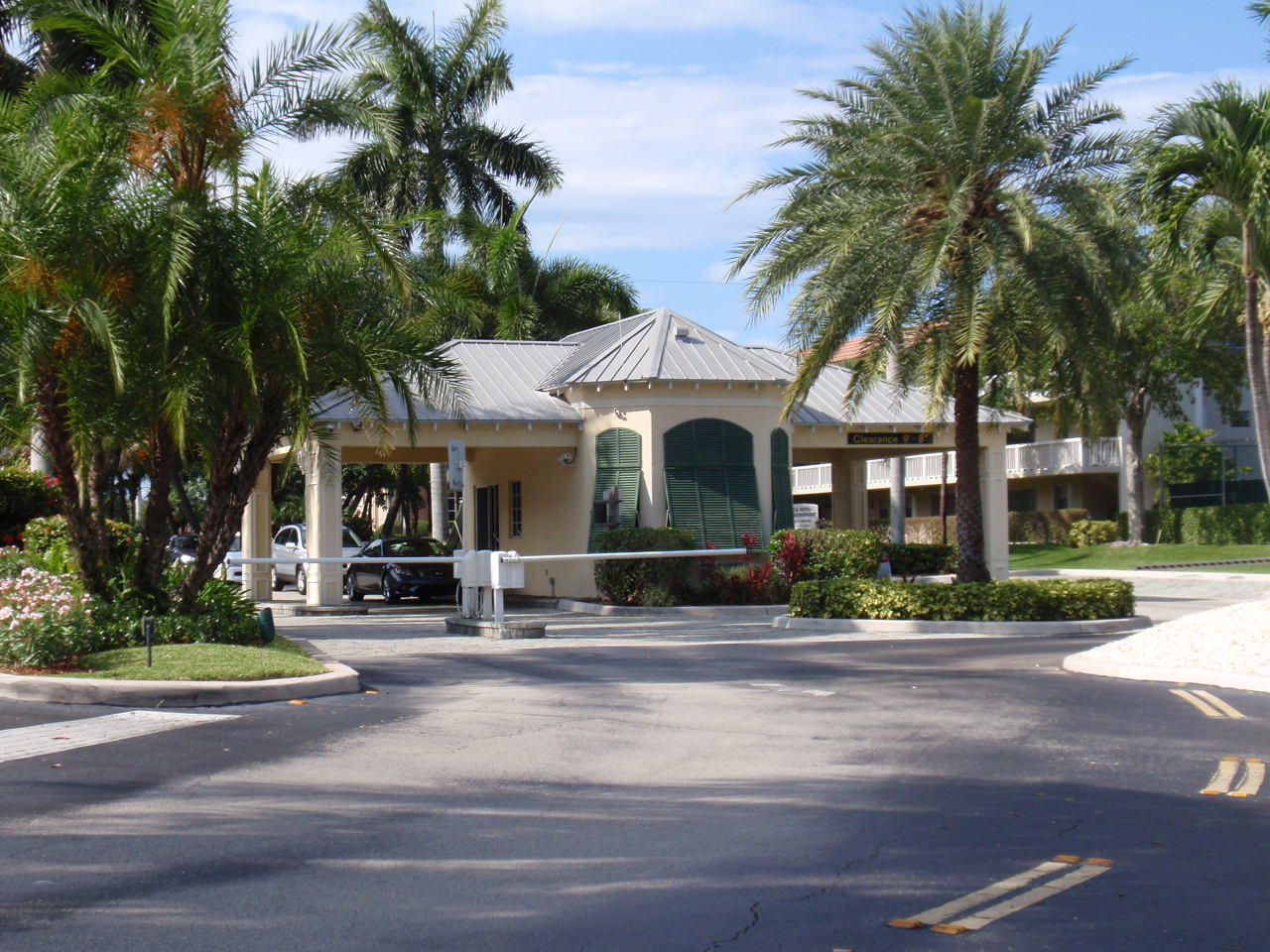 12 Royal Palm Way, Unit 504 Boca Raton, FL 33432 - Photo 2 of 21 Guard gated entrance