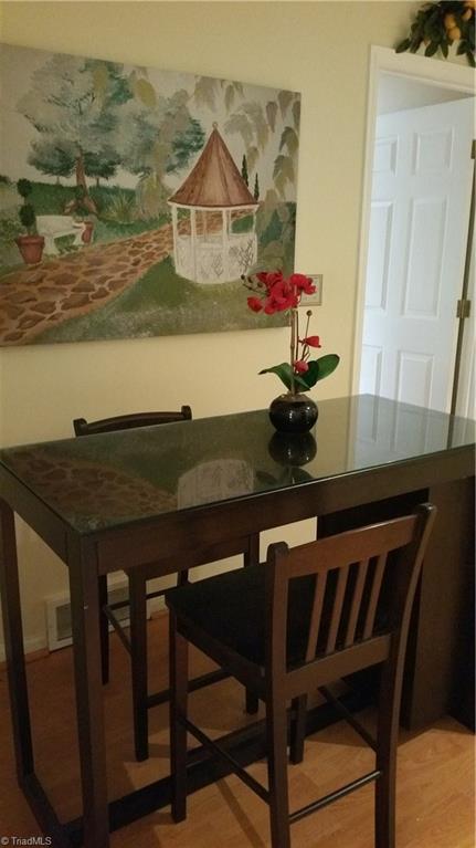 3419 Polo Road, Unit 4 Winston-Salem, NC 27106 - Photo 6 of 17 Eat in area in the kitchen