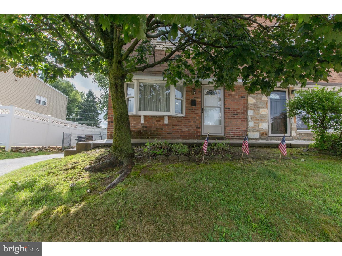 10813 Proctor Road Philadelphia, PA 19116 - Photo 2 of 18 Gallery Image 2