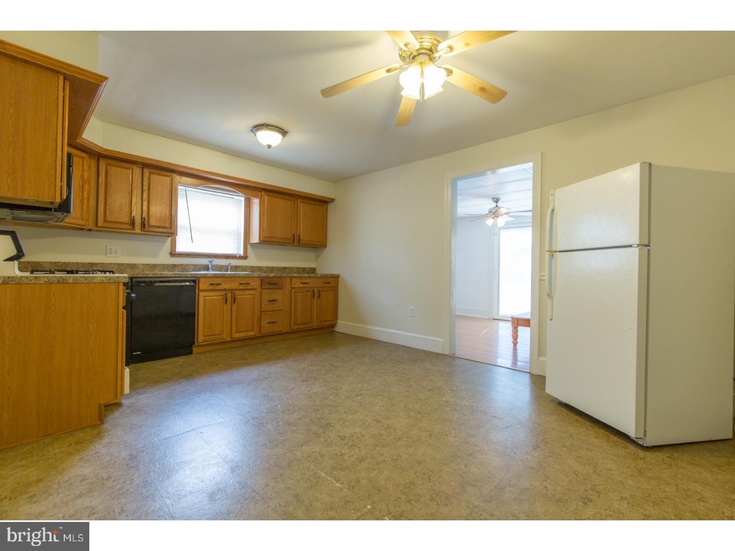 10813 Proctor Road Philadelphia, PA 19116 - Photo 7 of 18 Gallery Image 7