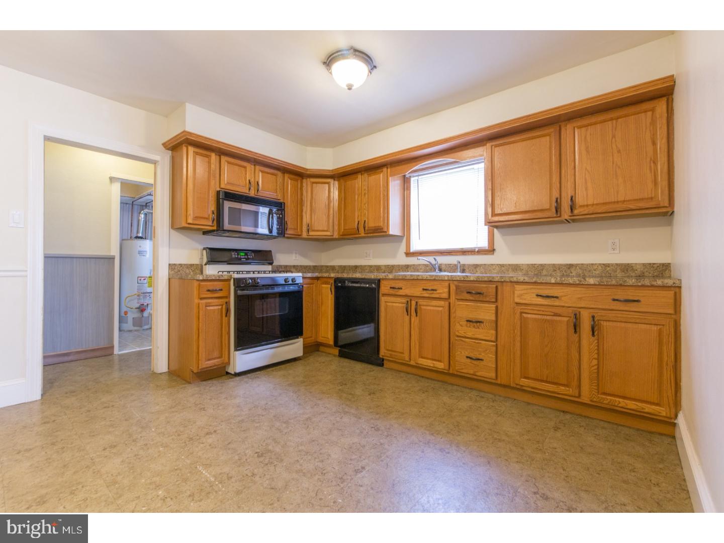 10813 Proctor Road Philadelphia, PA 19116 - Photo 9 of 18 Gallery Image 9