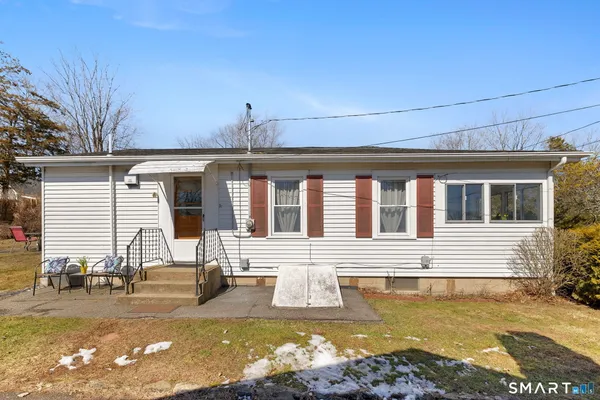 $285,000 | 11 Lookout Drive, East Haddam, CT 06415