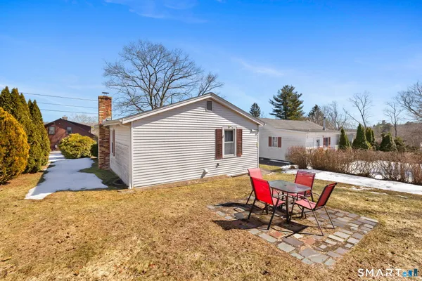 $285,000 | 11 Lookout Drive, East Haddam, CT 06415