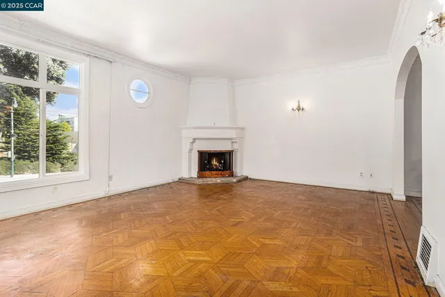 $1,125,000 | 841 Ocean Avenue, San Francisco, CA 94112