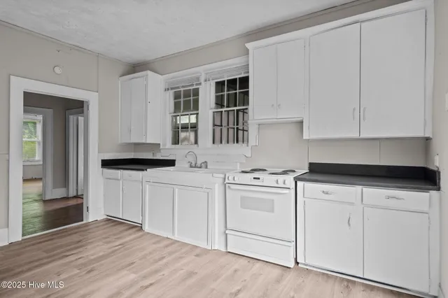 $499,900 | 120 Yorktown Drive, Wilmington, NC 28401