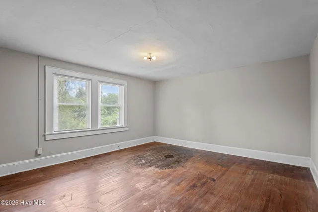 $499,900 | 120 Yorktown Drive, Wilmington, NC 28401