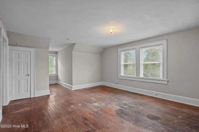 $499,900 | 120 Yorktown Drive, Wilmington, NC 28401