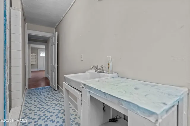 $499,900 | 120 Yorktown Drive, Wilmington, NC 28401