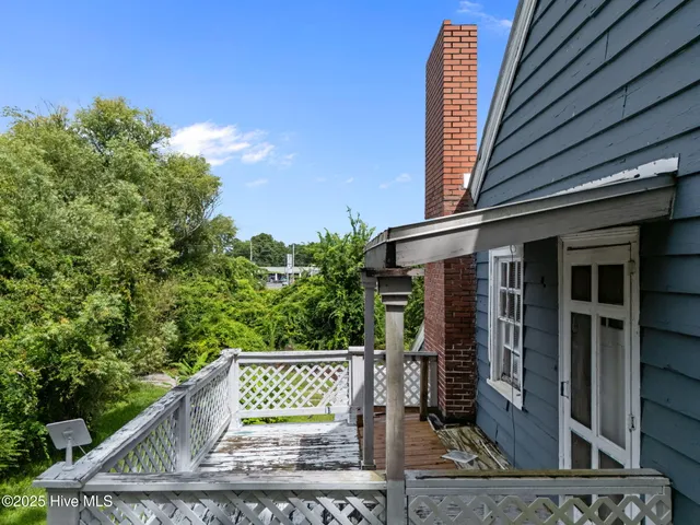 $499,900 | 120 Yorktown Drive, Wilmington, NC 28401