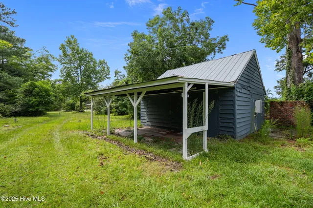 $499,900 | 120 Yorktown Drive, Wilmington, NC 28401