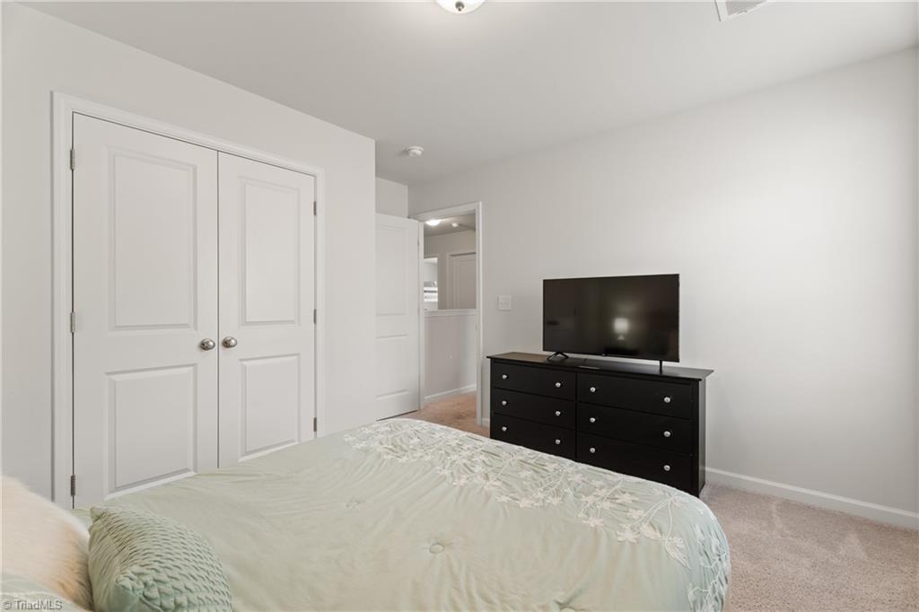 3966 Cowen Street High Point, NC 27265 - Photo 27 of 36