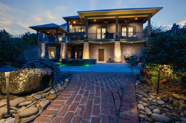 $2,990,000 | 232 Waters Edge Drive, Lexington, SC 29072