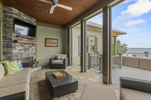 $2,990,000 | 232 Waters Edge Drive, Lexington, SC 29072