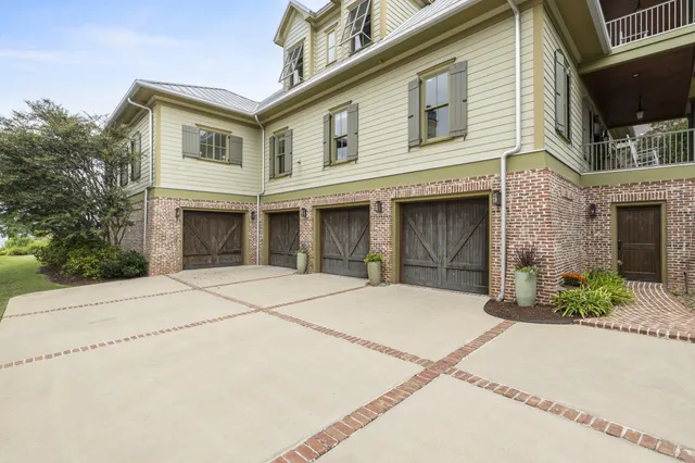 $2,990,000 | 232 Waters Edge Drive, Lexington, SC 29072