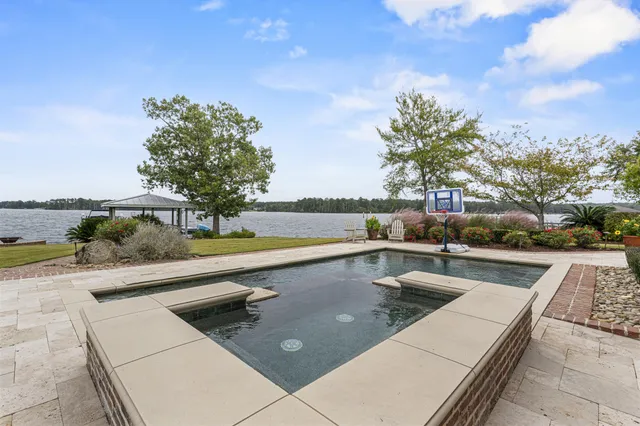 $2,990,000 | 232 Waters Edge Drive, Lexington, SC 29072