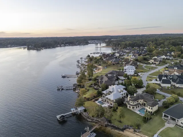 $2,990,000 | 232 Waters Edge Drive, Lexington, SC 29072