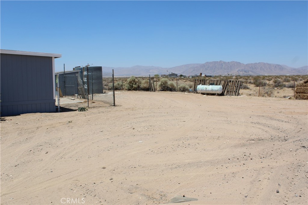 15030 Fairlane Road Lucerne Valley, CA 92356 - Photo 15 of 15