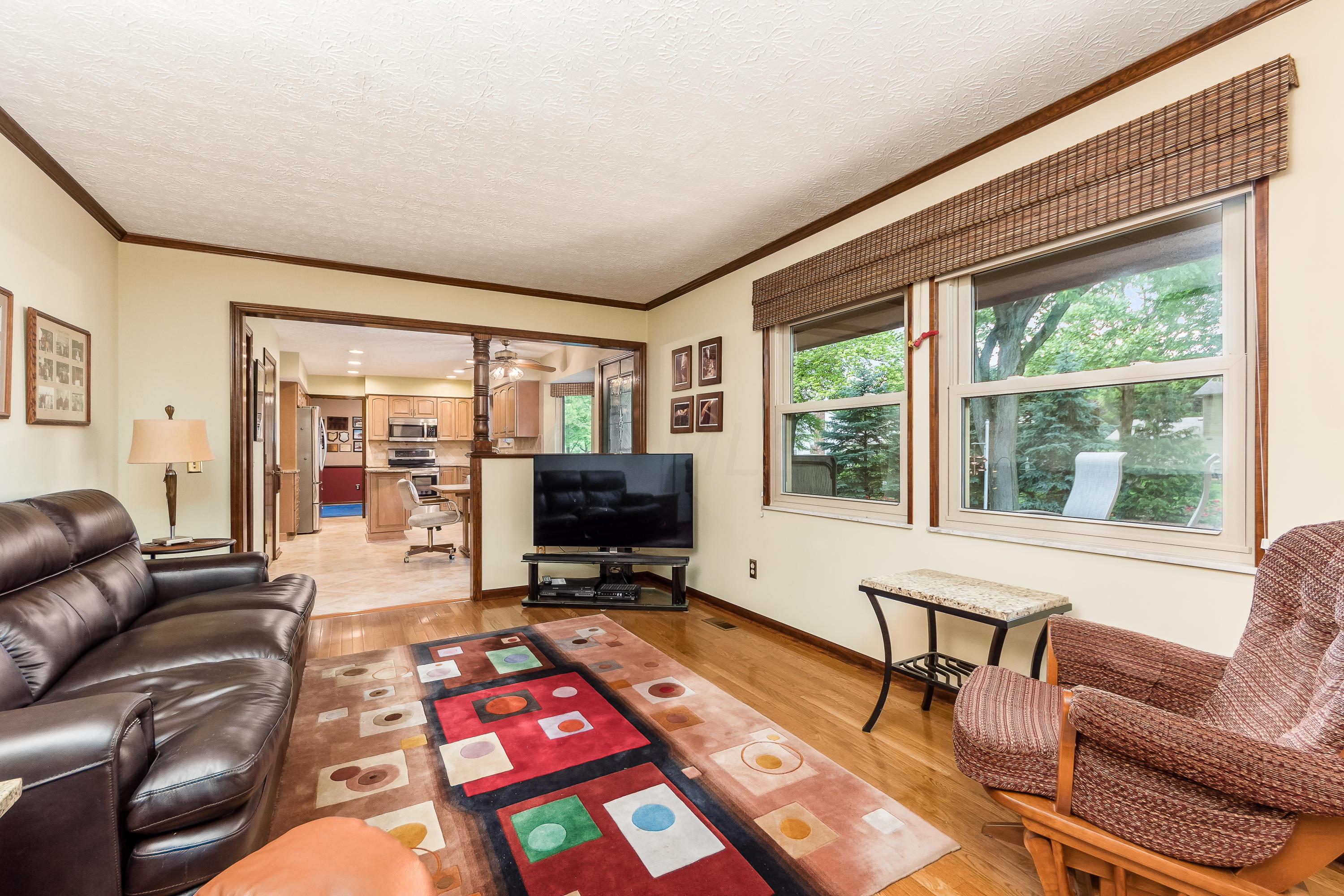 7727 Strathmoore Road Dublin, OH 43016 - Photo 11 of 35 Gallery Image 11
