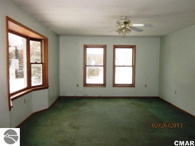 8093 North Pitt Road Riverdale, MI 48877 - Photo 3 of 17 1769598-2.JPG