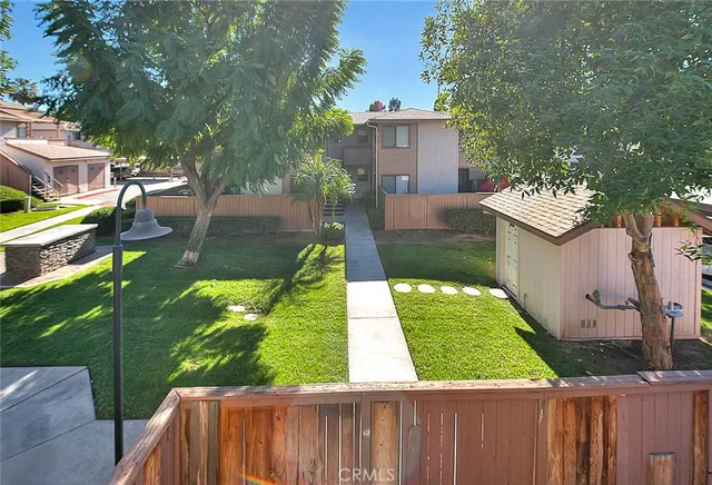 $307,500 | 1315 Massachusetts Avenue, Unit 204, Riverside, CA 92507