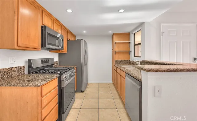 $307,500 | 1315 Massachusetts Avenue, Unit 204, Riverside, CA 92507